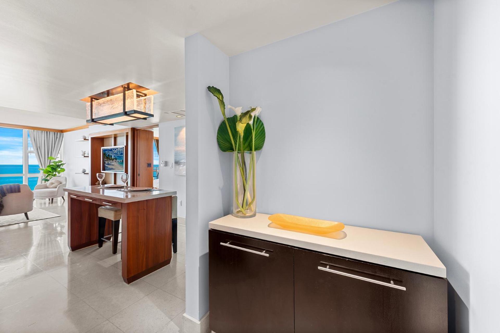 2 Bedroom Private Residence At Carillon Miami Resort -522 Miami Beach Bagian luar foto
