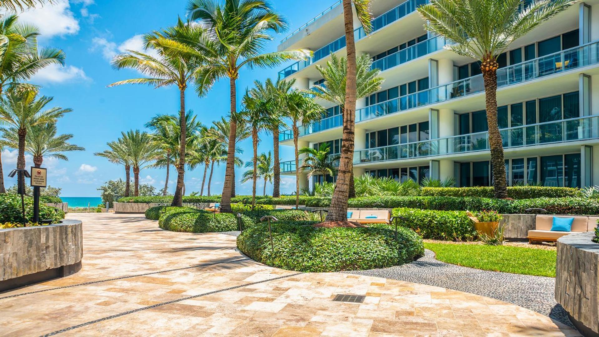 2 Bedroom Private Residence At Carillon Miami Resort -522 Miami Beach Bagian luar foto